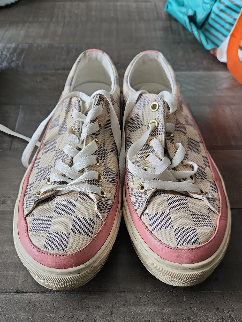 Louis Vuitton Pink Trim Damier Checkerboard Sneakers